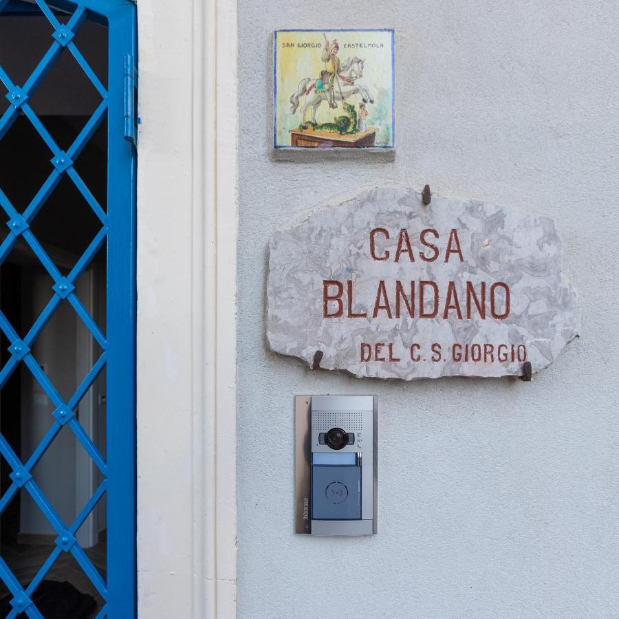 Casa Blandano B&B คาสเตลโมลา ภายนอก รูปภาพ