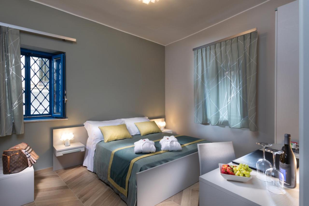 Casa Blandano B&B คาสเตลโมลา ภายนอก รูปภาพ